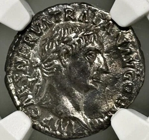 Traiano AR Denario AD 98-117 Pax NGC Ch XF - Foto 1 di 4