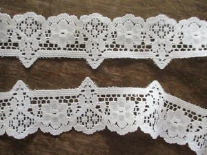 10 yd ~ Vintage 1 3/4 inch White Edging Lace Trim - Picture 1 of 1