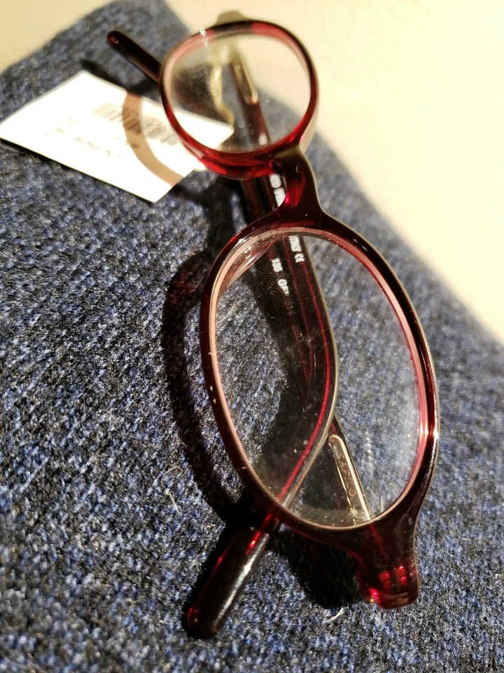 FERRE GIANFRANCO EYEGLASSES GFF 514 28D 48/17/135 RED  K - Imagem 1 de 4
