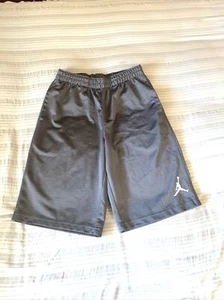 JORDAN gray Youth MEDIUM basketball Shorts Pockets 10-12 Yrs Old - Picture 1 of 8