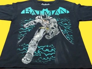 Batman shirt tee t shirt.  Size S(8). Superhero dc comics - Picture 1 of 2