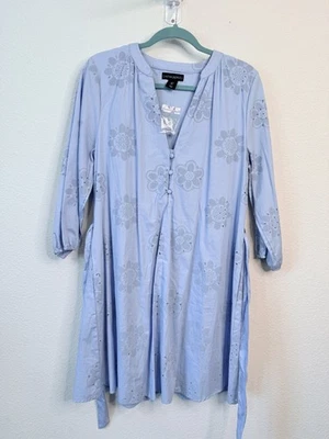 Vestido Cynthia Rowley Azul Bordado Floral Ojales Forrado Botones Cinturón Grande Foto 1 de 4