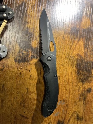 Cuchillo de Bolsillo 5.11 Tactical Always Be Ready Linerlock Tanto Combo Hoja -- COMO NUEVO Foto 1 de 4