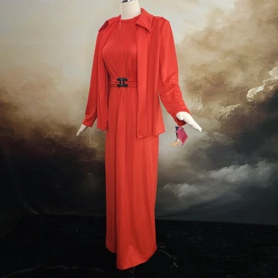 Conjunto de chaqueta de vestir vintage DEADSTOCK AÑOS 70 maxi hasta el suelo rojo Leslie Fay nuevo con etiquetas  Foto 1 de 4