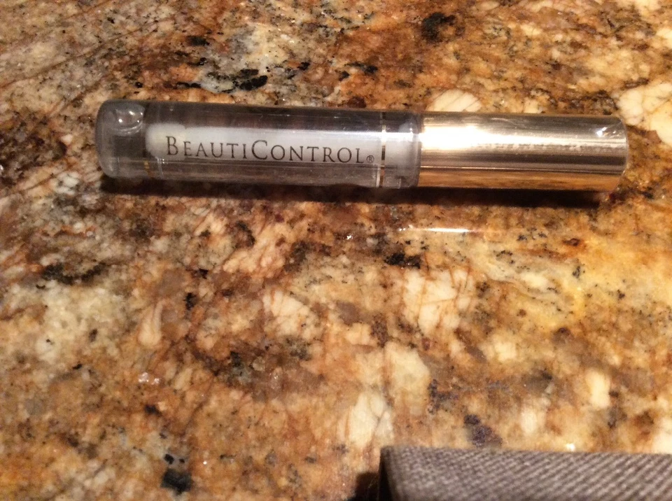 BeautiControl Clear lip gloss shimmer shine - Image 1 of 1