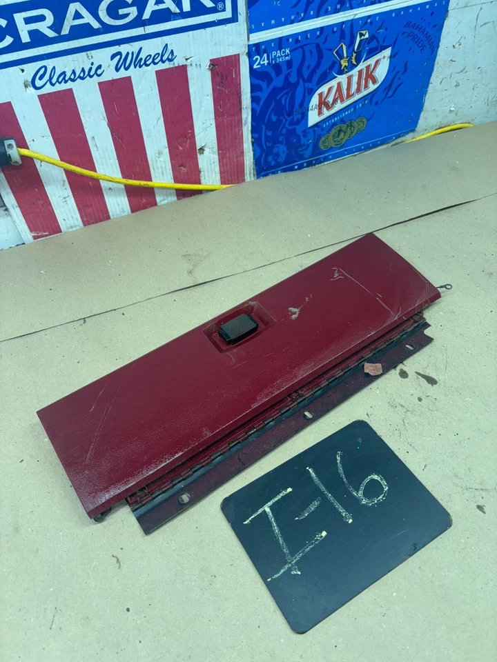 80 81 82 83 84 85 86 FORD BRONCO TRUCK F150 F250 F350 Glove Storage Box Door Oem - Image 1 of 4