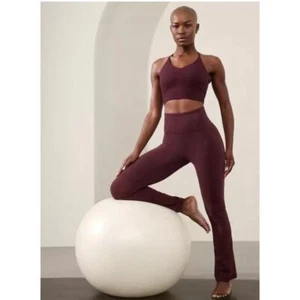 Athleta Elation Straight Leg Hose in Spiced Cabernet Größe XL - Bild 1 von 12