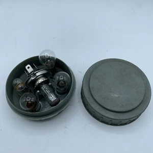 PORTALAMPADINE PORTABULBI ORIGINALE LANCIA FERRARI MASERATI VARI MODELLI - Imagen 1 de 4