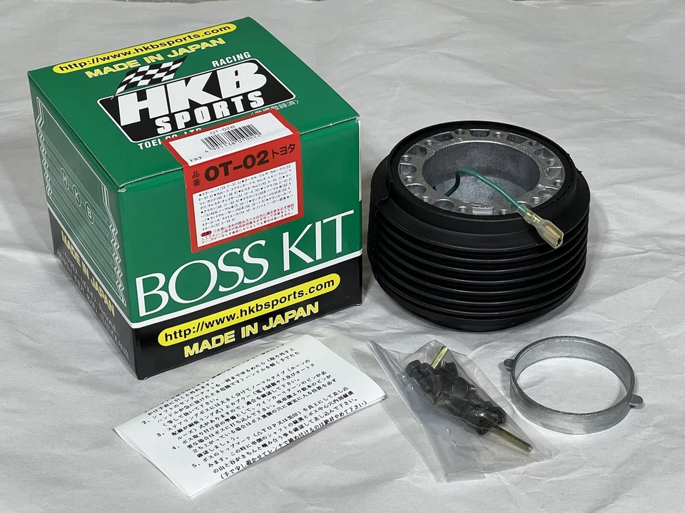 Kit adaptador volante HKB SPORTS Boss Kit 1987+ Toyota Crown Wagon S130 Foto 1 de 4