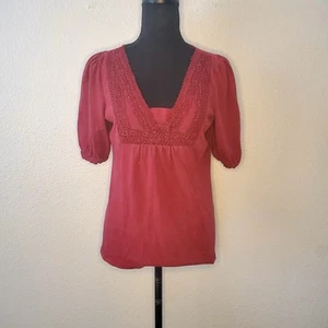 Women's Red Puff Sleeve Blouse Top Short Sleeve Front Embroidery Size: Medium - Picture 1 of 3