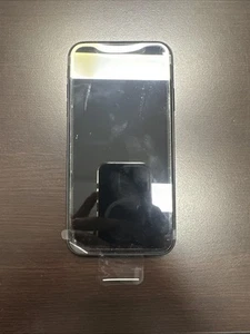 Apple iPhone 11 64GB Black PREPAID - Locked to Straight Talk/Total- Phone Only - Afbeelding 1 van 4