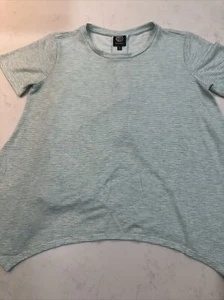 Bobeau Women Green Short Sleeve T-Shirt Size Medium Uneven Hem - Picture 1 of 8