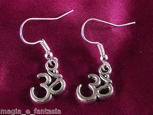 2 Orecchini OHM Argento Tibetano MANTRA Charm OM AUM no nichel Ciondolo Collana - Picture 1 of 1