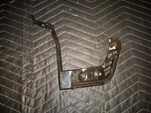 1998 98' Ford F150 RH Lower Dash Bracket to Cab Floor 98F48B OEM - Picture 1 of 8