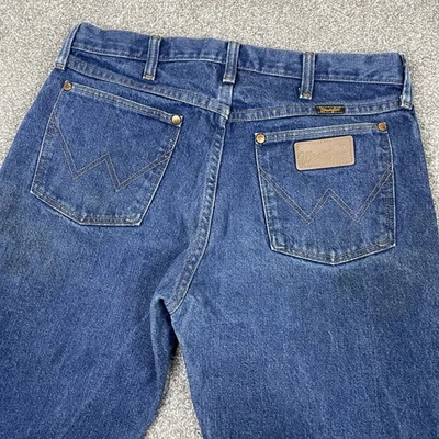 Jeans Wrangler Cowboy Cut Masculino 31x30 Denim 13MWZPW Roupa de Trabalho Rodeio Denim Fabricado nos EUA - Imagem 1 de 4