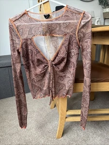 Urban Outfitters Top Size Small - Picture 1 of 3