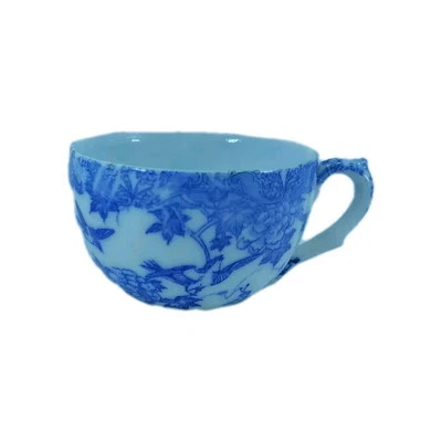 Old Handmade chinese Blue white porcelain bird cup - Image 1 of 4