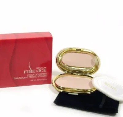 Revlon fire and ice color collectible translucent pressed powder - Image 1 of 3