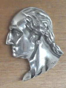 White Metal Profile Bust Plaque of George Washington, Unsigned, Oak Backboard,   - Picture 1 of 9
