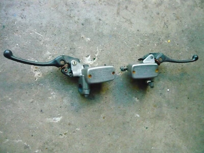 Оригинальный главный цилиндр муфты тормоза Fr для Honda VFR750 90-93 45500-ML7-921 - Изображение 1 из 4