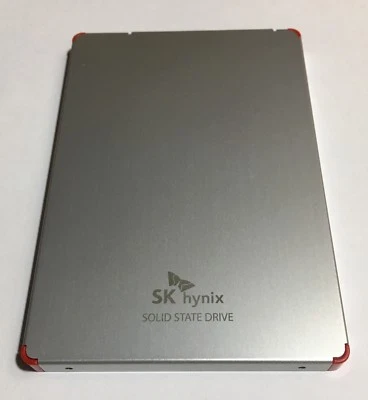 SK Hynix 07WDGH 512GB SSD 2.5" SATA Model: HSF512G32TND-N210A BB DP/N: 7WDGH - Image 1 of 2