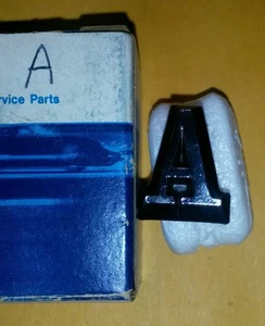 1972-1980 Lincoln continental/Mark series NOS letter badge. Letter "A" - Bild 1 von 3