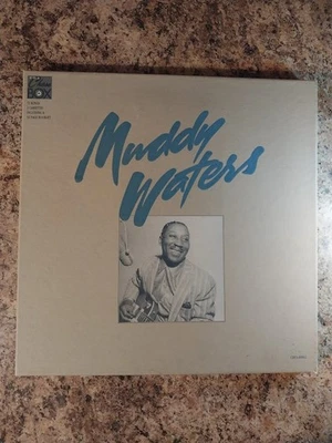 Muddy Waters - The Chess Box: 3 Cassettes (72 Songs) & 32 Page Booklet  Foto 1 de 4