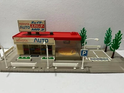 Tomica Town Toyota Auto 1ª Generación Completo Suelto Sin Caja Hecho en Japón Raro Foto 1 de 4