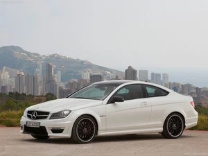 Pintado Iridio Plata #775 Mercedes Clase C W204 Pareja 2D Maletero Borde Alerón - Imagen 1 de 4