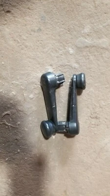 Manivela ventana Ford Ranger izquierda y derecha 2001 Ranger Foto 1 de 4