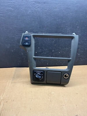 Infiniti QX4 2001-2004 consola central navegación radio bisel N2834 DG OEM Foto 1 de 4