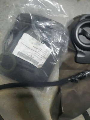 2 Vejigas de Hidratación 3 Litros/100 Oz. Tubo Negro Senderismo Ciclismo Correr Negro Ejército Foto 1 de 4