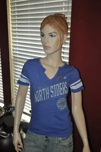 Majestic Branded Chicago Cubs Women's V-Neck Tee NWT! Size Small - Picture 1 of 5