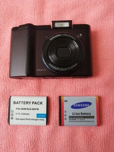 Samsung NV15 Digital Camera 10.1 Megapixel - Picture 1 of 4