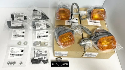 Juego de indicadores de señal de giro originales Kawasaki GPZ900R 18 piezas 23051-1155 Foto 1 de 4