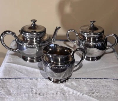 Antiguo juego de té de plato cuádruple Meriden B Company #1991 EE. UU. Foto 1 de 4