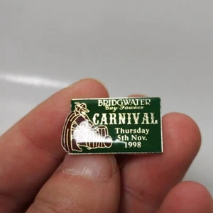 Bridgwater Carnival Pin Badge Guy Fawkes 5th November 1998 Souvenir Somerset - Picture 1 of 5