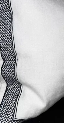 Ralph Lauren Whitby Linen Deco Throw Pillow White Navy Blue Embroidery 15”x20” - Image 1 of 3