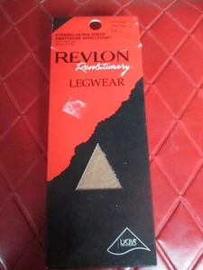 PANTIMEDIAS REVLON Vintage NUDE Control Top Nylon - Talla B - 100-150 libras - Años 90 - Imagen 1 de 3