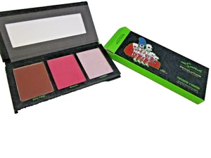 Make Up Revolution The Simpsons Spooktacular Face Blush Highlighter Palette New - Picture 1 of 2