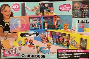 2020 LOL Surprise Foldable Clubhouse Playset 2 Exclusive Dolls 40+ Surprises New - Picture 1 of 3