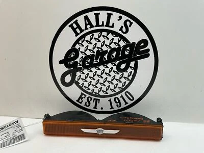 Fog/mark/park/turn Light/lamp CADILLAC BROUGHAM Right 87 88 89 - Image 1 of 4