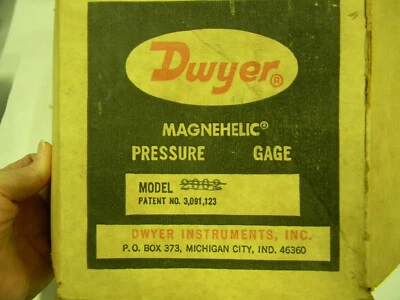 NOS Dwyer Magnehlic 2000-00C Pressure Gauge 0-0.25 PSIG  B5 - Image 1 of 2
