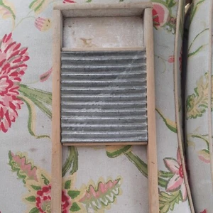 Antique Vintage WashBoard Metal is loose OLD - Picture 1 of 24