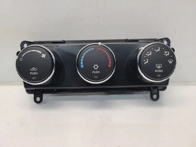 Jeep Liberty 2008-09 control de temperatura - manual con aire acondicionado Foto 1 de 4