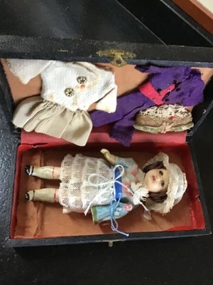 Poupees, ancienne mignonnette, tête, composition marqué SFBJ  Paris 8, 13 cm - Photo 1/4