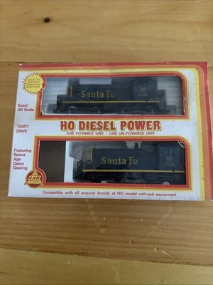 AHM 5014 HO Santa Fe EMD SW-1 Diesel Locomotive & Dummy #2325 Model Train Lot - Image 1 of 4
