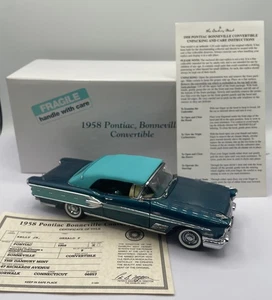 Danbury Mint 1958 Pontiac Bonneville Convertible "Mallard Turquoise" 1:24 - Picture 1 of 12