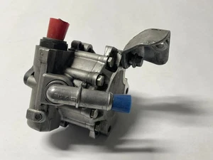 10-19 Jaguar X250 XF 3.0L 5.0L Power Steering Pump Assembly 8W833A674AB OEM - Picture 1 of 8