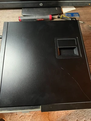 Dell Optiplex 790 SFF Core i3-2120 @3.3Ghz/4GB/500GB Western Digital HDD - image 1 of 4